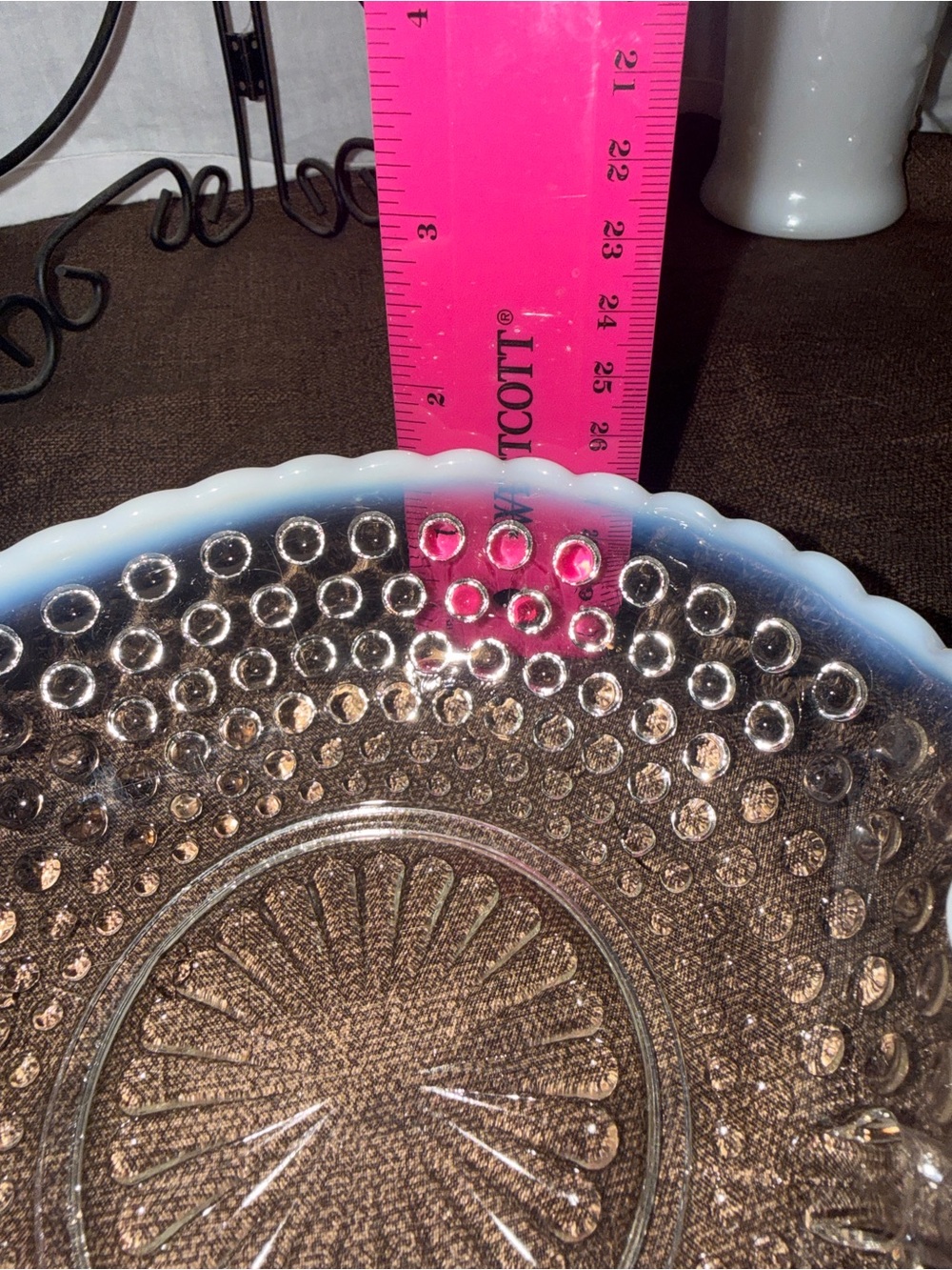 Vintage Hobnail Opalescent Milk Glass Handled Berry Bowl - Picture 6 of 6